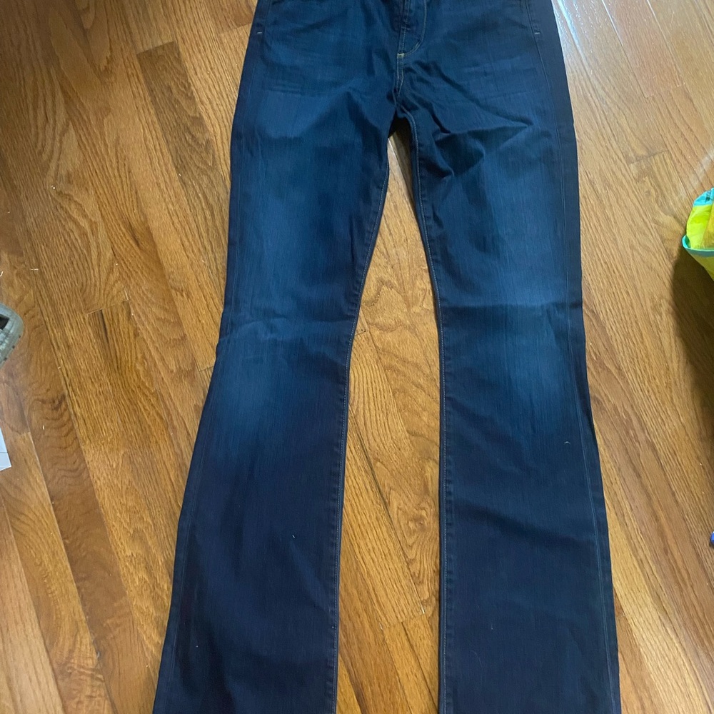 New with tags paid $176. Amber, 27. COH. Medium rise bootcut
